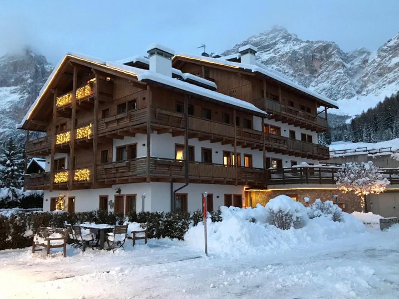 Ca' Del Sole Aparthotel San Vito di Cadore Exterior foto